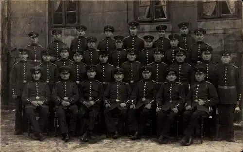 Foto Ak Celle in Niedersachsen, Deutsche Soldaten in Uniformen, Kaiserzeit