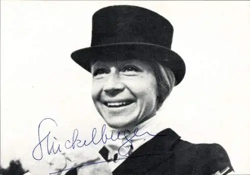 Foto Porträt einer Frau, Stuckelbuger, Autogramm