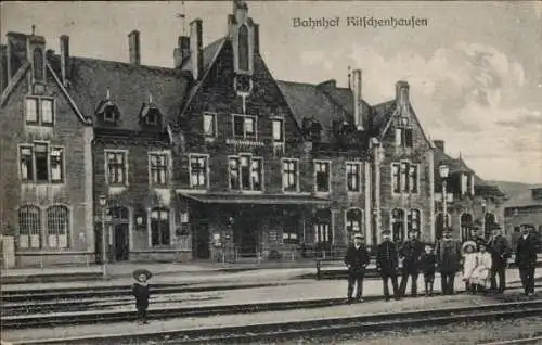Ak Ritschenhausen in Thüringen, Bahnhof Gleisseite