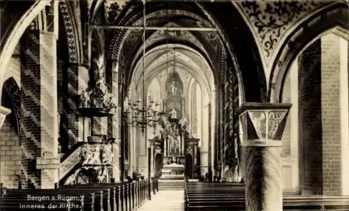 Ak Bergen auf der Insel Rügen, Kirche, Innenansicht