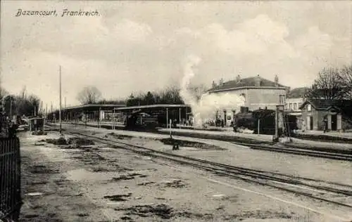 Ak Bazancourt Marne, Bahnhof Gleisseite, Dampflokomotive, 1. WK