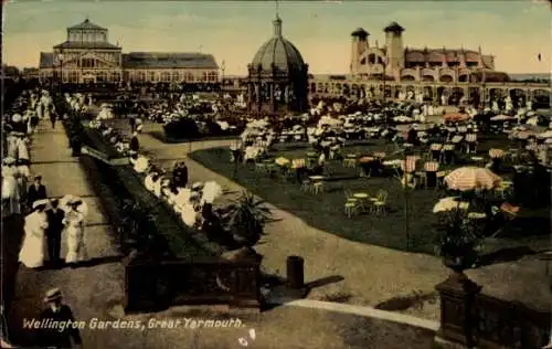 Ak Great Yarmouth Norfolk England, Wellington Gardens, Blumendekoration, Menschen im Park, Pavill
