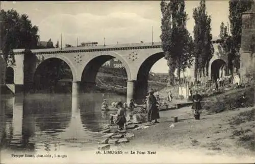 Ak Limoges Haute Vienne, Brücke, Menschen am Wasser, Stadtansicht, Aktivitäten am Fluss