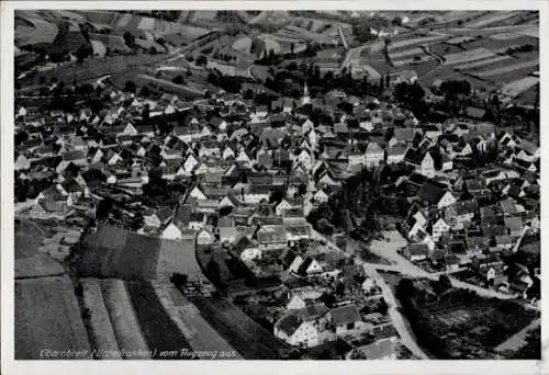 Ak Obernbreit in Unterfranken, Luftaufnahme von Obernbreit, viele Häuser, Felder