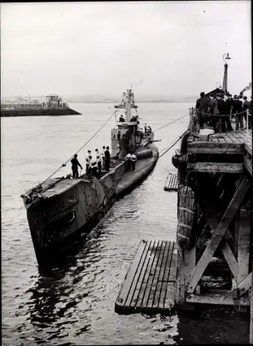 Foto Britisches Kriegsschiff, U-Boot, HSM Ambush