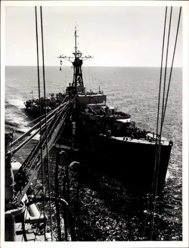 Foto Französisches Kriegsschiff, Französische Marine