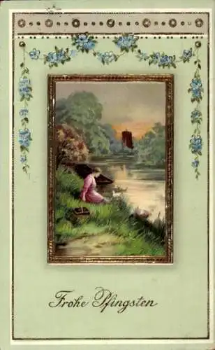 Glitzer Präge Ak Frohe Pfingsten, Frau am Ufer sitzend
