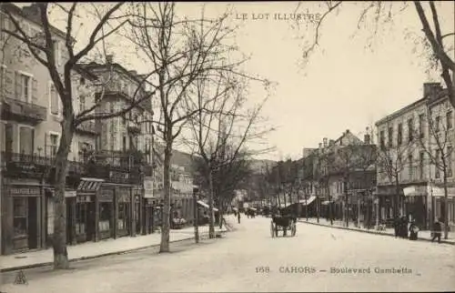Ak Cahors Lot, Boulevard Gambetta, Stadtansicht, Geschäfte, Pferdekutsche