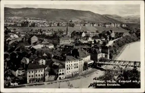 Ak Steyr in Oberösterreich, Stadtansicht, Fluss und Brücke, alte Gebäude, hohe Ennsleite