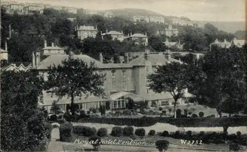 Ak Ventnor Isle of Wight England, Royal Hotel  Hotelgebäude, Gartenanlage