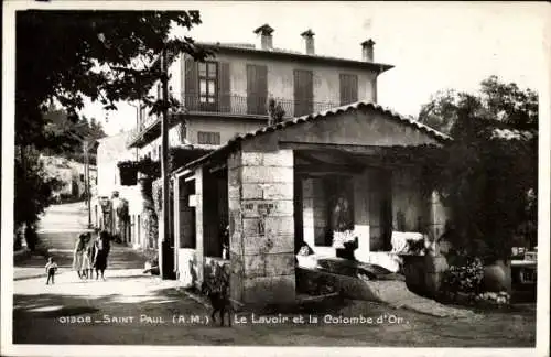 Ak Saint Paul du Var Alpes Maritimes, Lavoir, Colombe d'Or