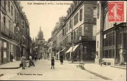 Ak Fougères Ille et Vilaine, La Rue Nationale