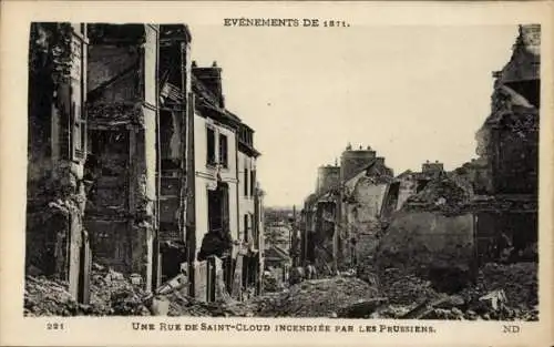 CPA Saint Cloud Coteaux Hauts de Seine, une rue incendiée par les Prussiens, Evénements de 1871