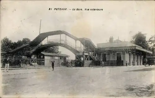Ak Puteaux Hauts de Seine, Bahnhof, Außensicht, Brücke,  Architektur