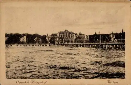 Ak Ostseebad Heringsdorf auf Usedom, Kurhaus, Ostseebad  Gebäude am Wasser, Wellen, Steg