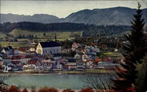 Ak Bad Tölz in Oberbayern, Krankenheil, Berglandschaft, Kirche, typisch bayrische Architektur, ru