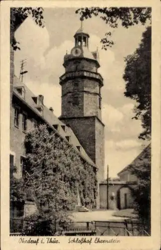 Ak Ohrdruf in Thüringen, Schloss Ehrenstein, Schlosshof, Turm, Rankenbewuchs