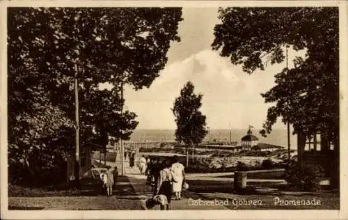 Ak Ostseebad Göhren auf Rügen, Ostseebad  Promenade, Strandblick, Menschen mit Hunden