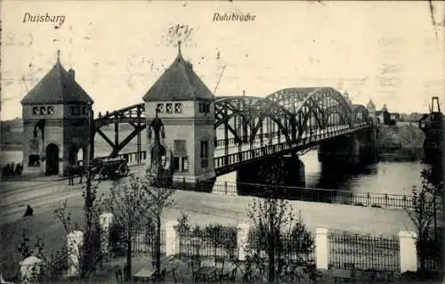 Ak Duisburg im Ruhrgebiet, Ruhrbrücke, Brücke mit Türmen und Wasser, Bäume im Vordergrund