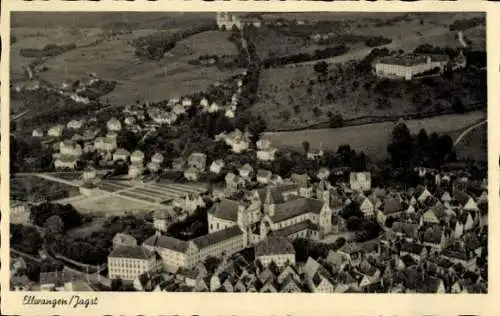 Ak Ellwangen an der Jagst Württemberg, Luftaufnahme von  architektonische Strukturen, ländliche U