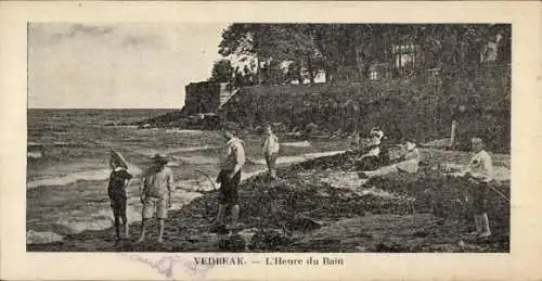 Ak Vedbæk Vedbaek Dänemark, Kinder am Ufer