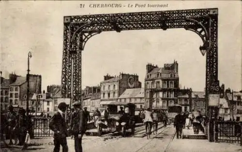 Ak Cherbourg en Cotentin Manche, Le Pont tournant,  Architektur, Straßenverkehr, Menschen, Fahrze