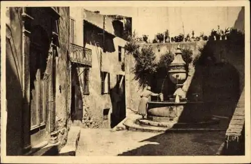 Ak Saint Paul du Var Alpes Maritimes, alter Brunnen