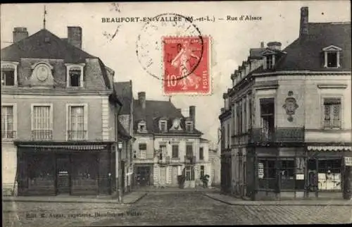 CPA Beaufort en Vallée Beaufort en Anjou Maine et Loire, Rue d'Alsace