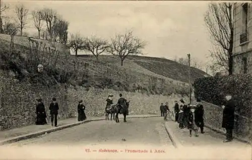 CPA Robinson Hauts de Seine, Promenade à Anes