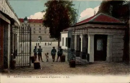 CPA Saint-Cloud Hauts-de-Seine, La Caserne d'Infanterie