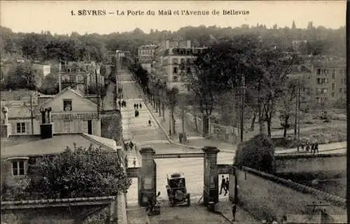 Ak Marais Poitevin Deux Sèvres, Blick auf die Porte du Mail, Avenue de Bellevue, Gebäude und Bäum