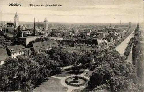 Ak Dessau in Sachsen Anhalt, Blick von der Johanniskirche, Stadtansicht, Bäume, Architektur