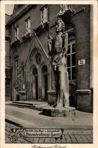 Ak Brandenburg an der Havel, Rathaus mit Roland, Statue,  Architektur, Stadt Brandenburg