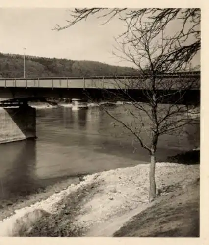 Ak Waldshut Tiengen am Hochrhein, Brücke, Wasser, Baum, Landschaft