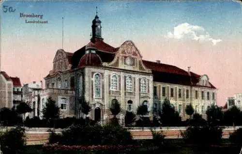 Ak Bydgoszcz Bromberg Westpreußen, Landratsamt, s Gebäude, farbige 