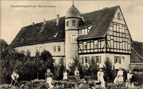 Ak Wandersleben Drei Gleichen Thüringen, Haushaltungsschule  Gebäude mit Türmchen, Gärten, Kräute