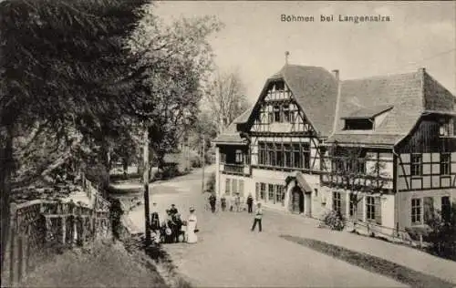 Ak Böhmen Bad Langensalza Thüringen, Historisches Gebäude, Straße, Bäume, Menschen, Schwarz-Weiß