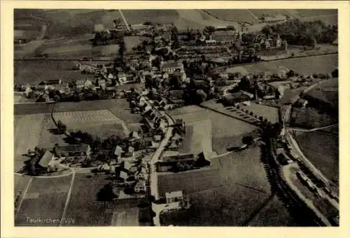 Ak Taufkirchen an der Vils Oberbayern, Luftaufnahme von  ländliche Umgebung, Felder, Häuser