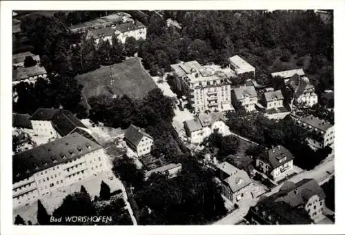 Ak Bad Wörishofen im Unterallgäu, Luftaufnahme von  zahlreiche Gebäude sichtbar