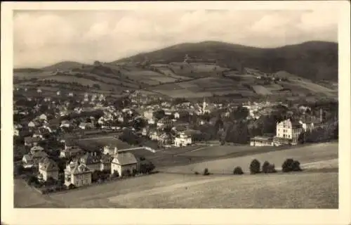 Ak Jeseník Frývaldov Freiwaldau Region Olmütz, Landschaftansicht, Hügel, Häuser, ländliche Szene,