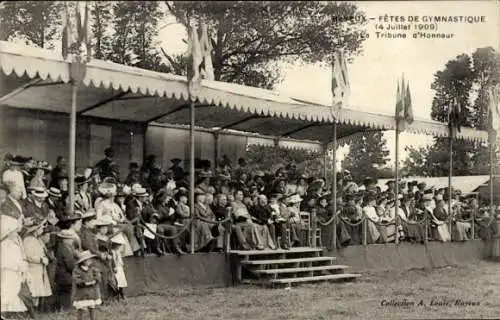 CPA Bayeux Calvados, Fetes de Gymnastique, 1909, Tribune d'Honneur