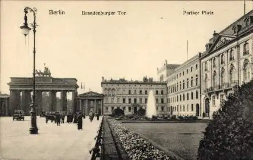 Ak Berlin Mitte, Brandenburger Tor, Pariser Platz