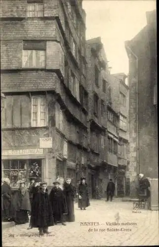 Ak Nantes Loire Atlantique, Biscuits Lefevre-Utile, Altstadt, alte Häuser, Straße Sainte-Croix, e