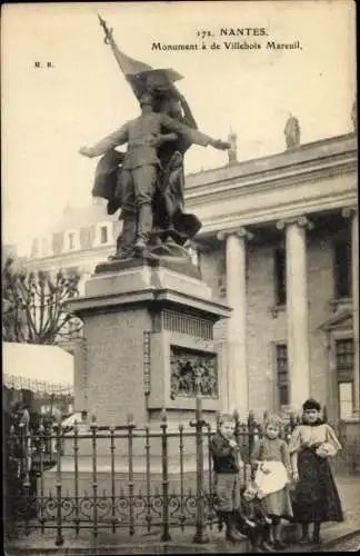 Ak Nantes Loire Atlantique, Denkmal für de Villebois Mareuil, Statue, Kinder, Zaun