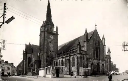 Ak Baud Morbihan, Kirche