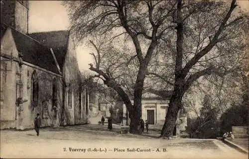 Ak Vouvray Indre et Loire, Place Sadi-Carnot