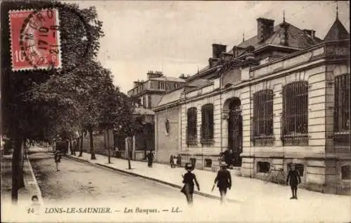 CPA Lons-le-Saunier Jura, Les Banques