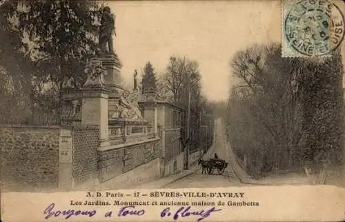 Ak Ville d'Avray Hauts  de Seine, Gärten, Monument et ancienne maison de Gambetta