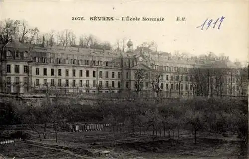 Ak Sèvres Hauts de Seine, L'Ecole Normale, Schule