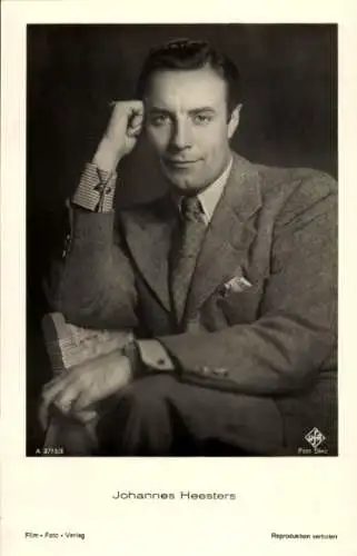 Ak Schauspieler und Sänger Johannes Heesters, Portrait, UFA Film A 3713 3, Autogramm
